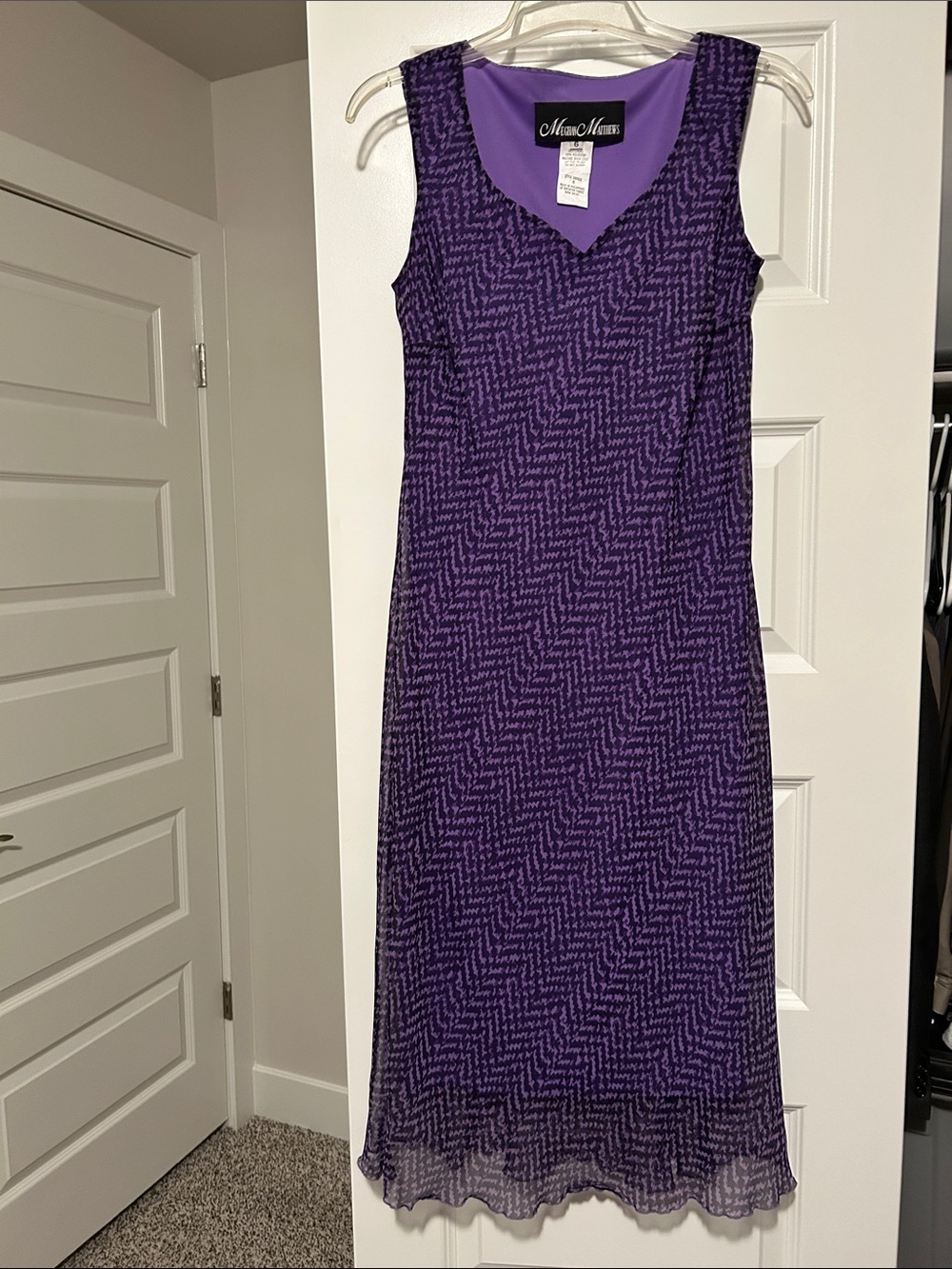 Purple Sleeveless V-Neck Midi Dress